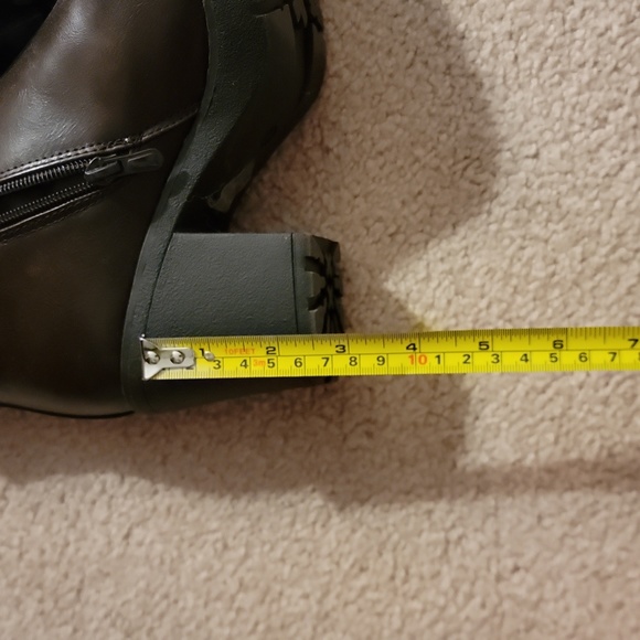 Dark brown boots. Short chunky heel. Side zip up.  Like new . - Picture 5 of 5